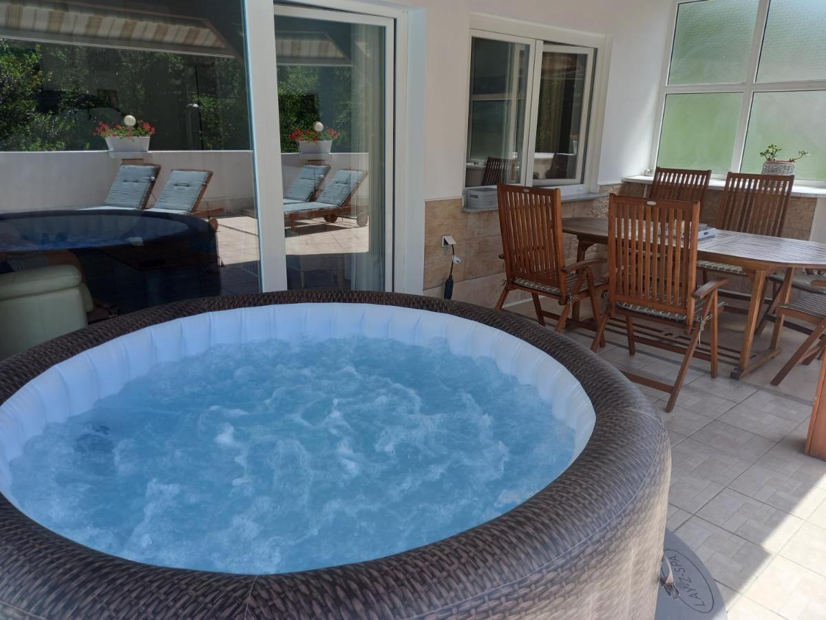 Vila Brig 108 - Private Swimming Pool And Jacuzzi Rijeka Exteriér fotografie