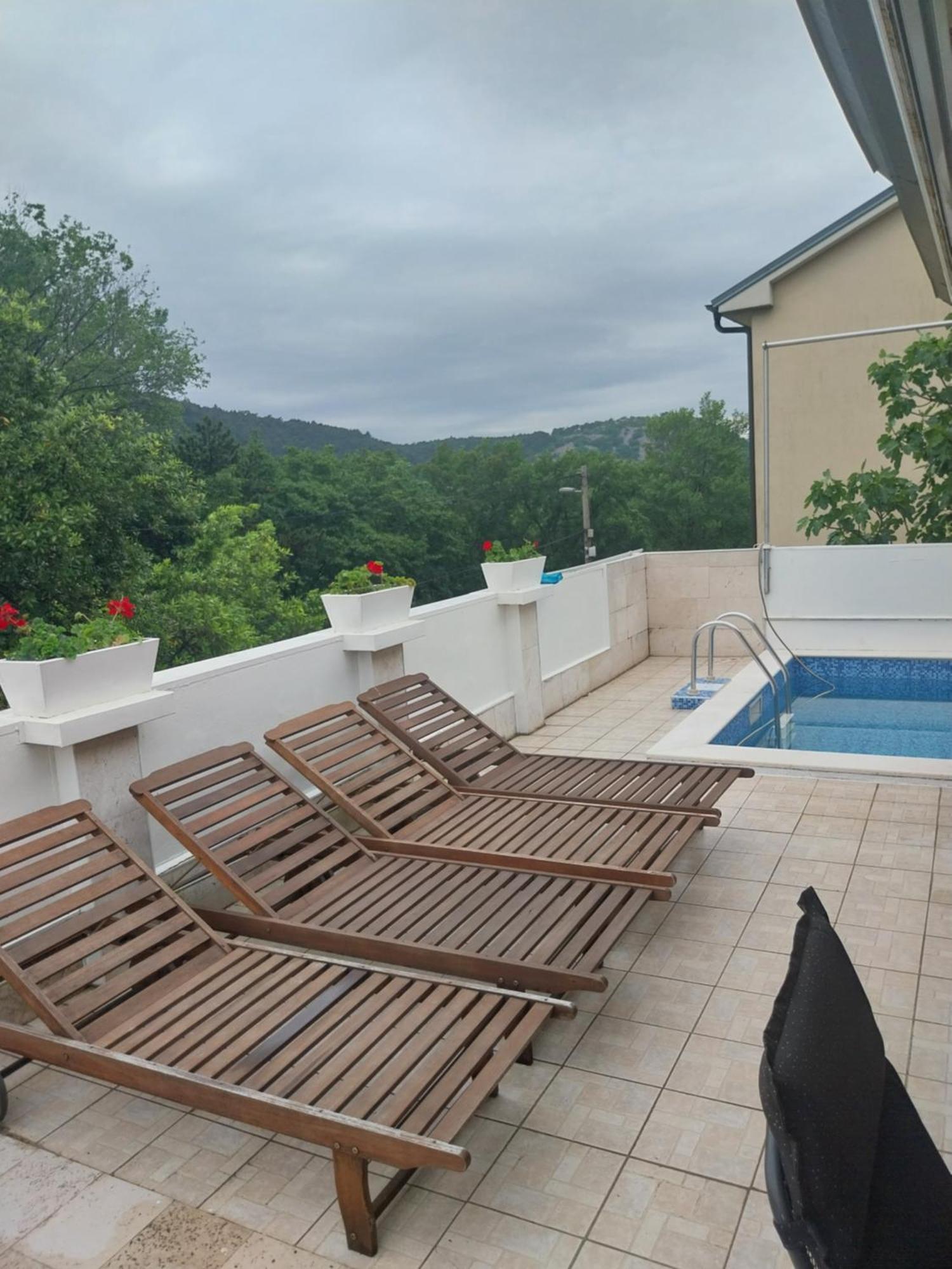 Vila Brig 108 - Private Swimming Pool And Jacuzzi Rijeka Exteriér fotografie