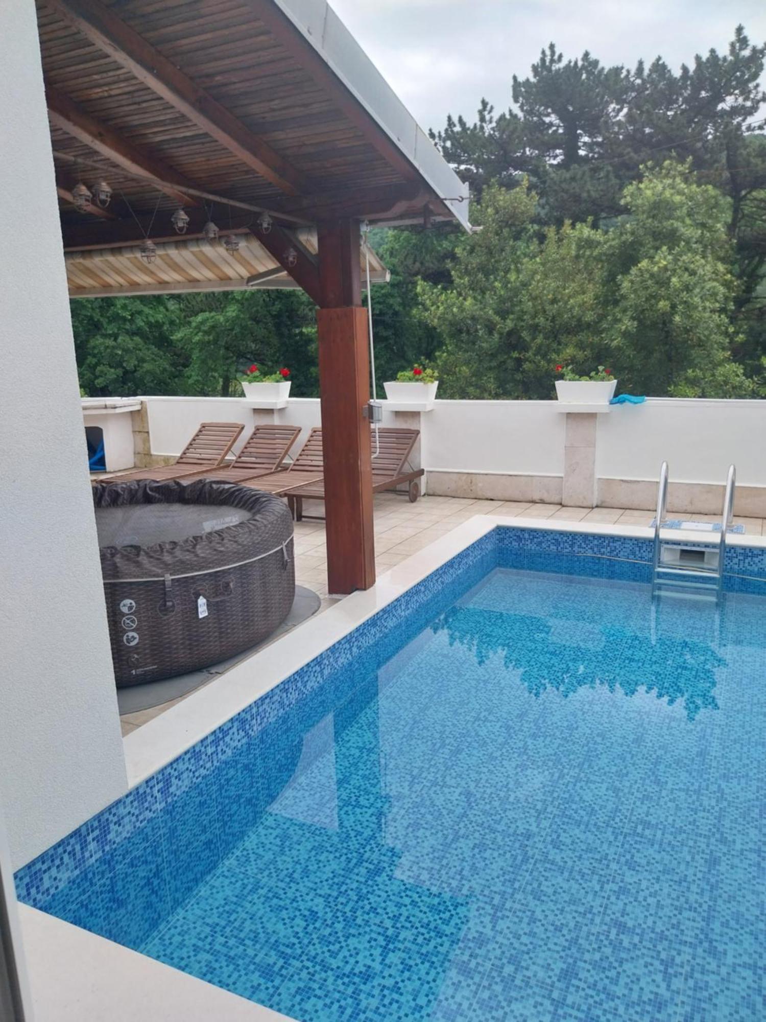 Vila Brig 108 - Private Swimming Pool And Jacuzzi Rijeka Exteriér fotografie